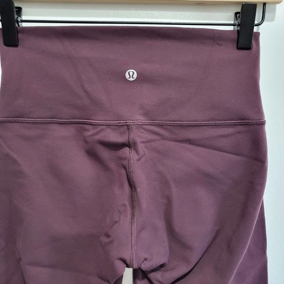 Lululemon Women’s Size 6 Burgundy Cropped Wunder Under Leggings - Picture 4 of 7
